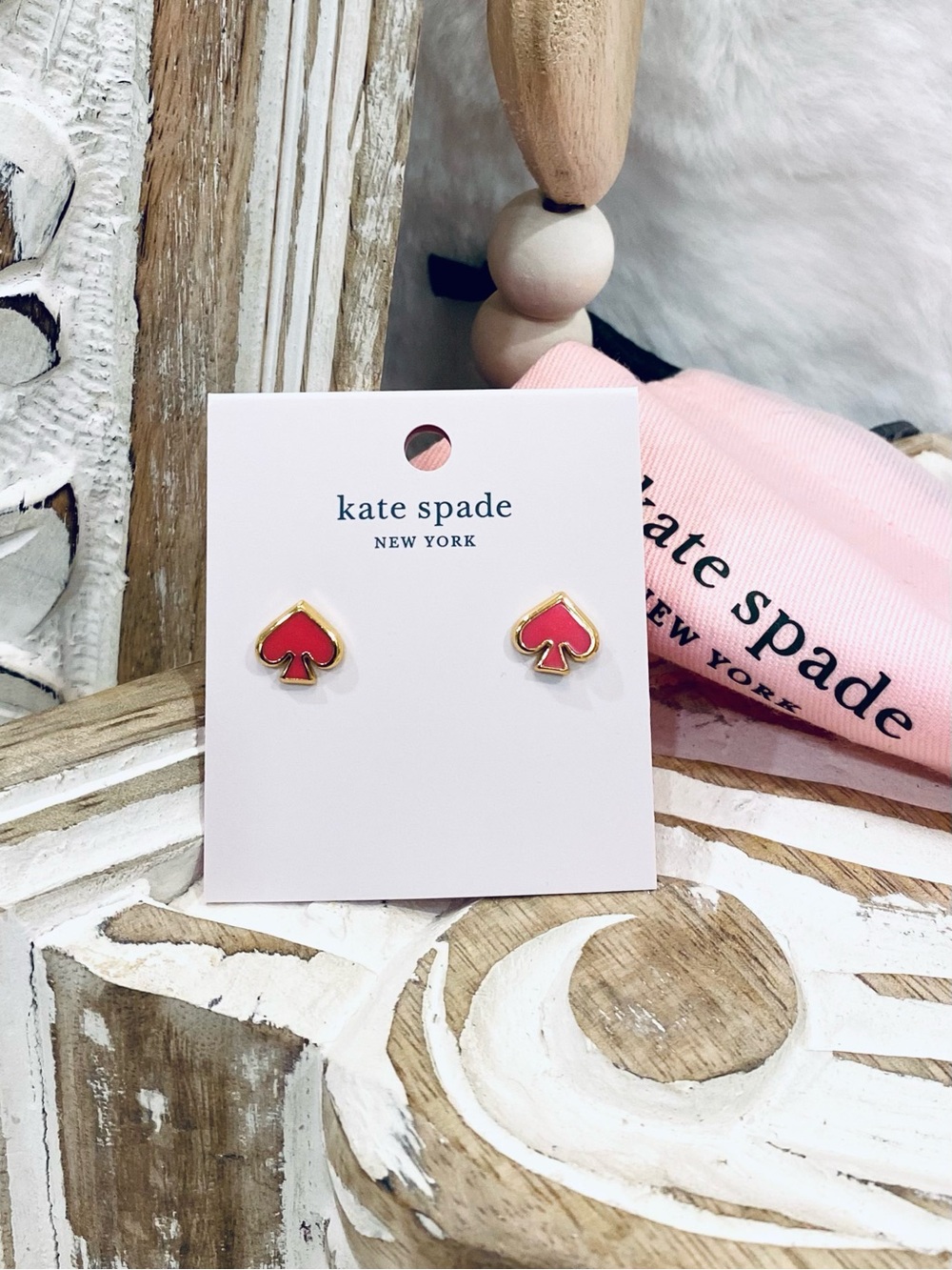 Kate Spade ♠️ stud earring woman’s jewelry gorgeous coral NWT